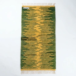 Weave-it Wool Bedside Rug – 24x48 In – Green & Gold Chevron
