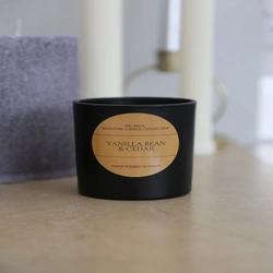 The Hills Signature Collection Candle – Vanilla Bean & Cedar – 250 g